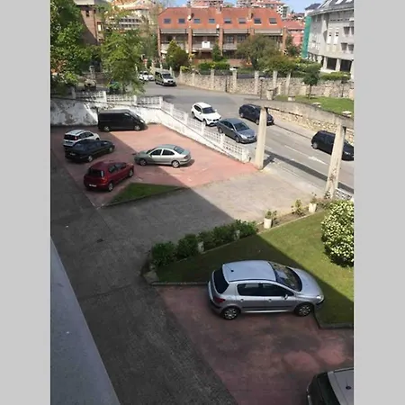 Playa Del Sardinero Apartamento *